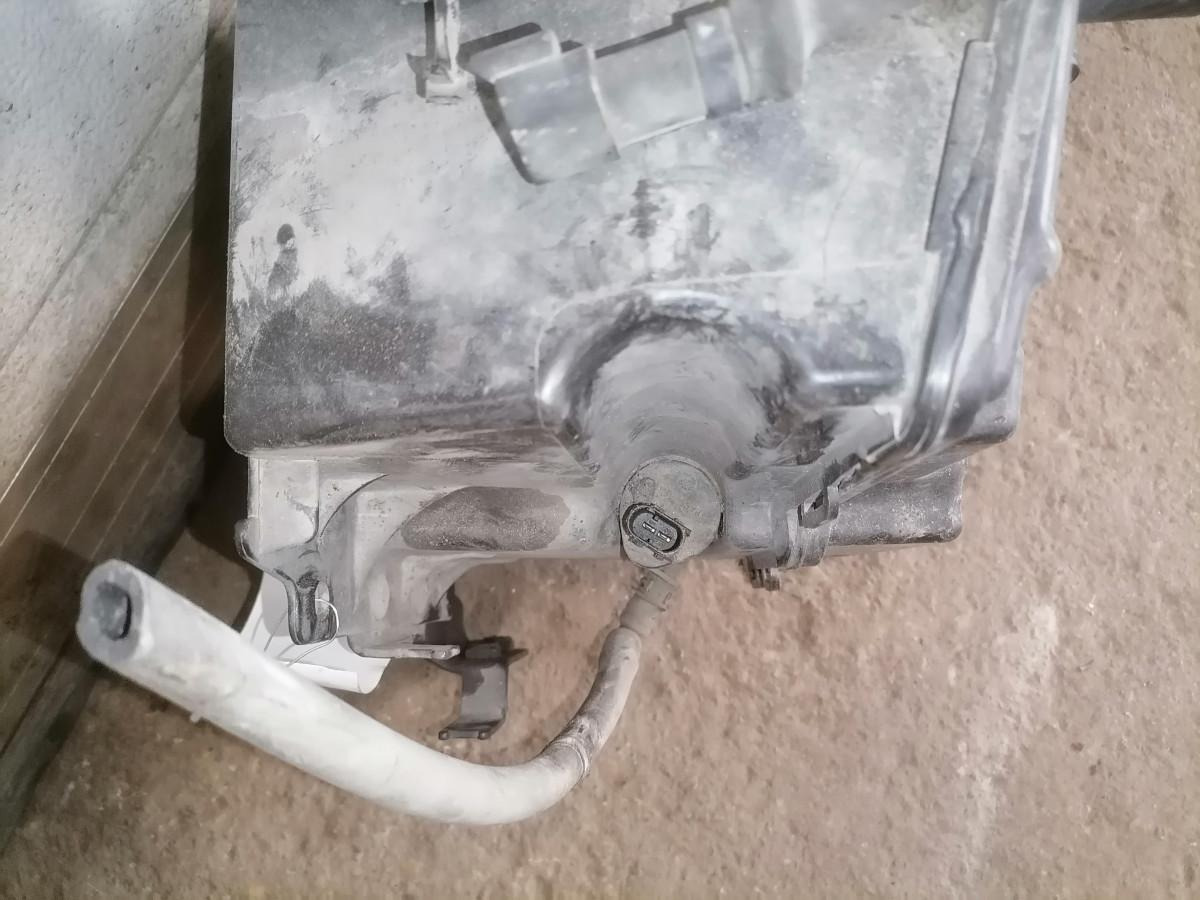 Scania Windscreen washer fluid tank 2512290 - Silecek - Kamyon: fotoğraf 4 Scania Windscreen washer fluid tank 2512290 - Silecek - Kamyon: fotoğraf 4