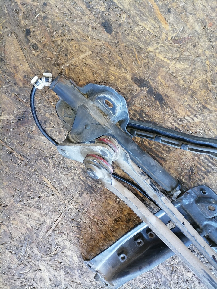 Scania Wiper frame 1765183 - Silecek - Kamyon: fotoğraf 2 Scania Wiper frame 1765183 - Silecek - Kamyon: fotoğraf 2