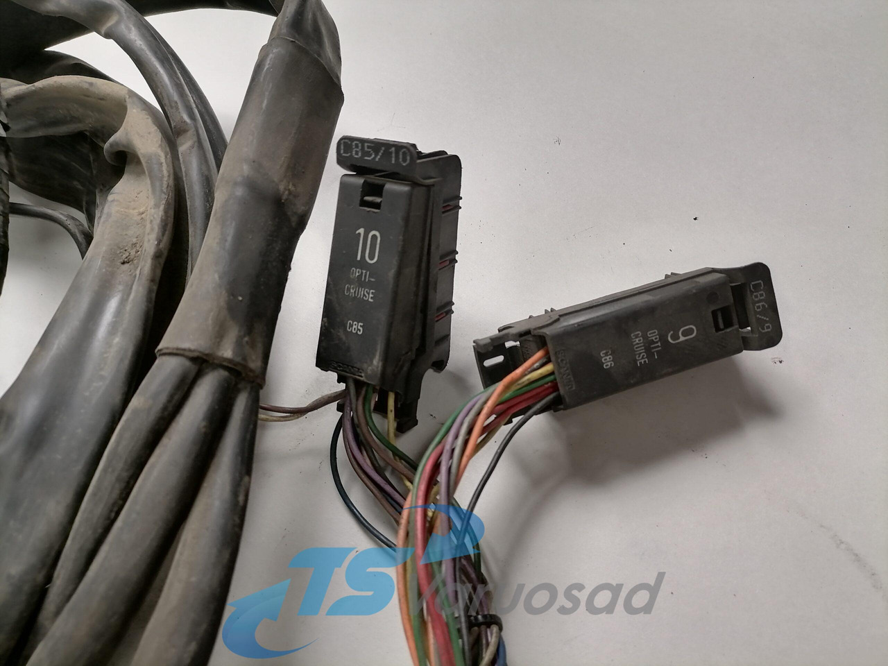 Scania gearbox cable 1421299 - Şanzıman ve yedek parça - Kamyon: fotoğraf 2 Scania gearbox cable 1421299 - Şanzıman ve yedek parça - Kamyon: fotoğraf 2
