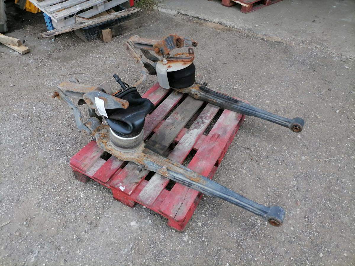 Volvo Air spring bracket 82054188 - Hava süspansiyonu - Kamyon: fotoğraf 3 Volvo Air spring bracket 82054188 - Hava süspansiyonu - Kamyon: fotoğraf 3