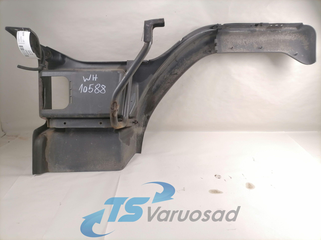 Volvo Astmelaua plastik 20529483 - Basamak - Kamyon: fotoğraf 2 Volvo Astmelaua plastik 20529483 - Basamak - Kamyon: fotoğraf 2