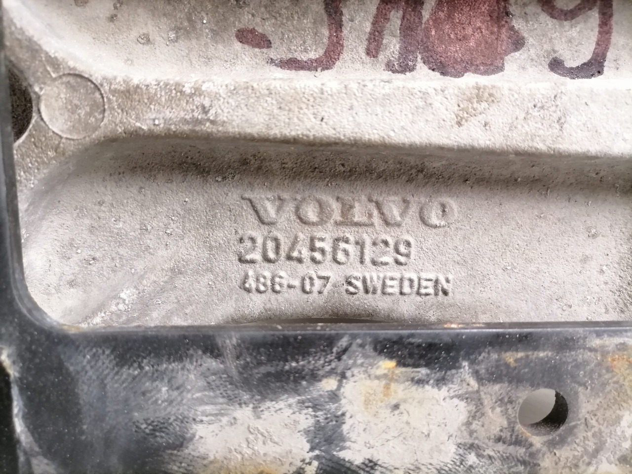 Volvo Cab carrier 20456129 - Kabin süspansiyonu - Kamyon: fotoğraf 3 Volvo Cab carrier 20456129 - Kabin süspansiyonu - Kamyon: fotoğraf 3