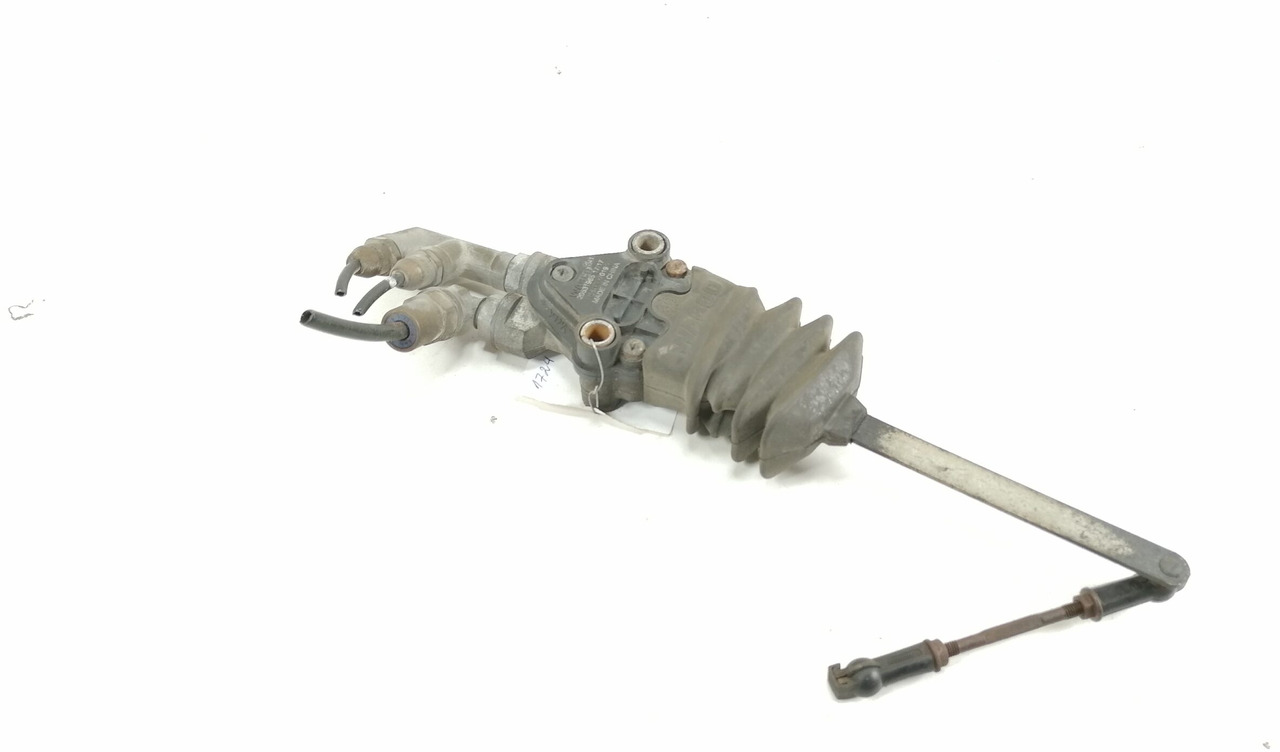 Volvo Cab suspension control valve 20531965 - Kabin süspansiyonu - Kamyon: fotoğraf 2 Volvo Cab suspension control valve 20531965 - Kabin süspansiyonu - Kamyon: fotoğraf 2