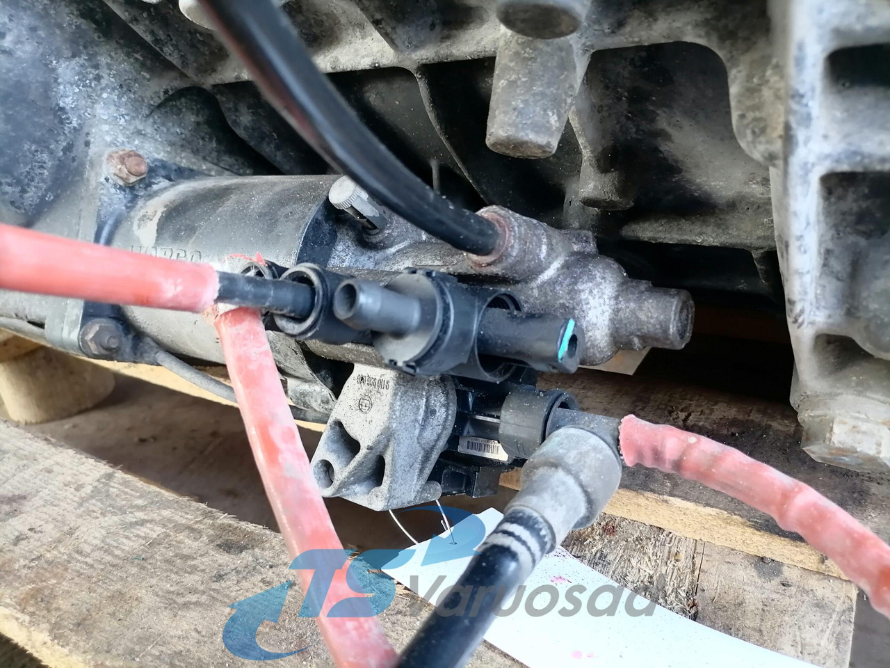 Volvo Clutch control 20857304 - Debriyaj ve yedek parça - Kamyon: fotoğraf 2 Volvo Clutch control 20857304 - Debriyaj ve yedek parça - Kamyon: fotoğraf 2