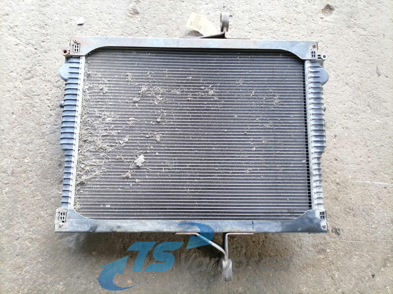 Volvo Cooling radiator 20810091 - Radyatör - Kamyon: fotoğraf 2 Volvo Cooling radiator 20810091 - Radyatör - Kamyon: fotoğraf 2