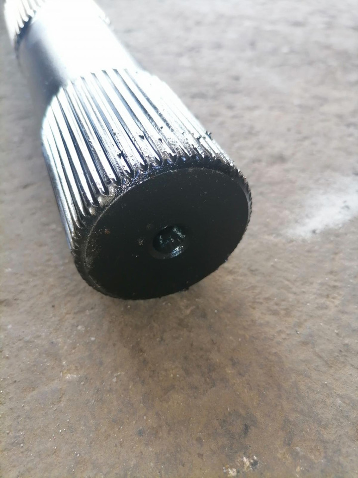 Volvo Drive shaft 3152525 - Aks mili - Kamyon: fotoğraf 4 Volvo Drive shaft 3152525 - Aks mili - Kamyon: fotoğraf 4