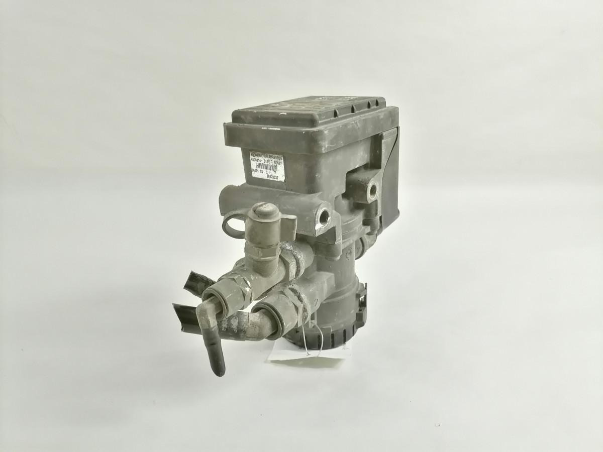 Volvo EBS brake valve 20828237 - Fren valfi - Kamyon: fotoğraf 2 Volvo EBS brake valve 20828237 - Fren valfi - Kamyon: fotoğraf 2