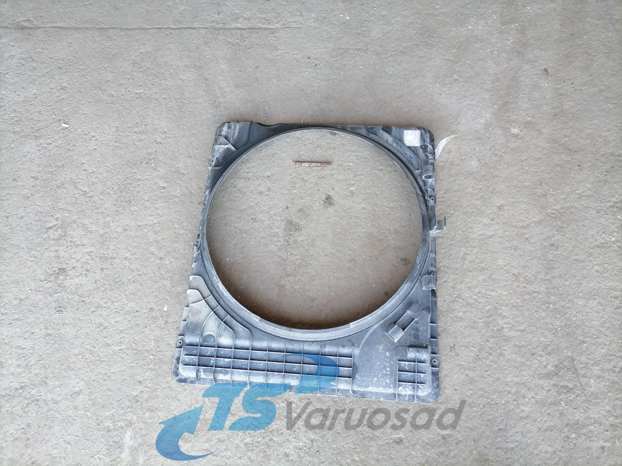 Volvo Fan shroud 22060183 - Radyatör - Kamyon: fotoğraf 1 Volvo Fan shroud 22060183 - Radyatör - Kamyon: fotoğraf 1