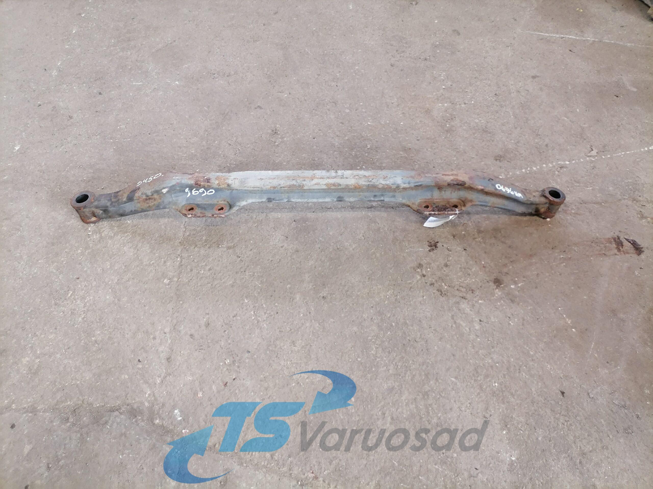 Volvo First axel housing 5600433496 - Ön aks - Kamyon: fotoğraf 1 Volvo First axel housing 5600433496 - Ön aks - Kamyon: fotoğraf 1