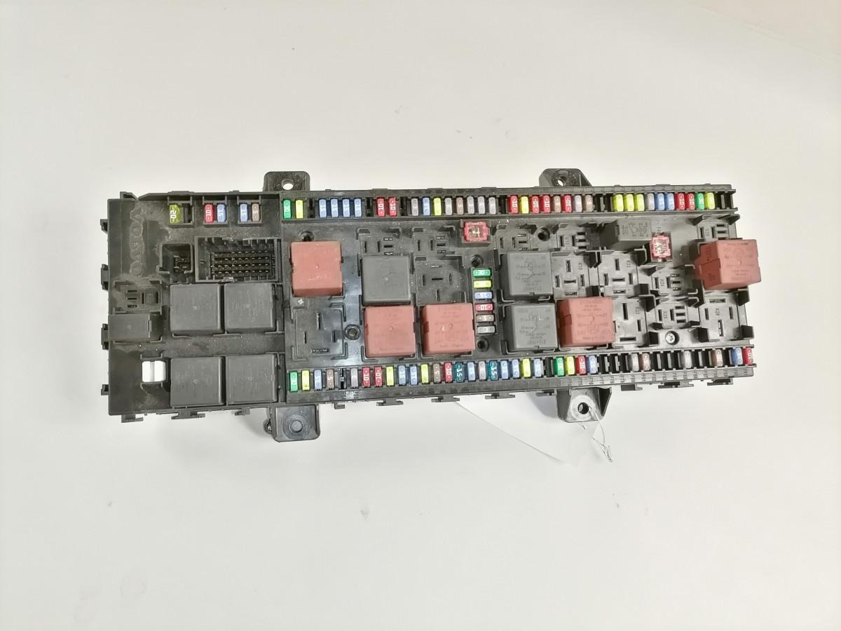 Volvo Fuse box 21939408 - Sigorta - Kamyon: fotoğraf 2 Volvo Fuse box 21939408 - Sigorta - Kamyon: fotoğraf 2