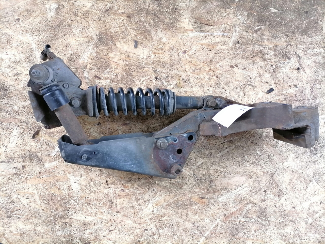 Volvo Kabiini kandur, tagumine 20580568 - Kabin süspansiyonu - Kamyon: fotoğraf 5 Volvo Kabiini kandur, tagumine 20580568 - Kabin süspansiyonu - Kamyon: fotoğraf 5