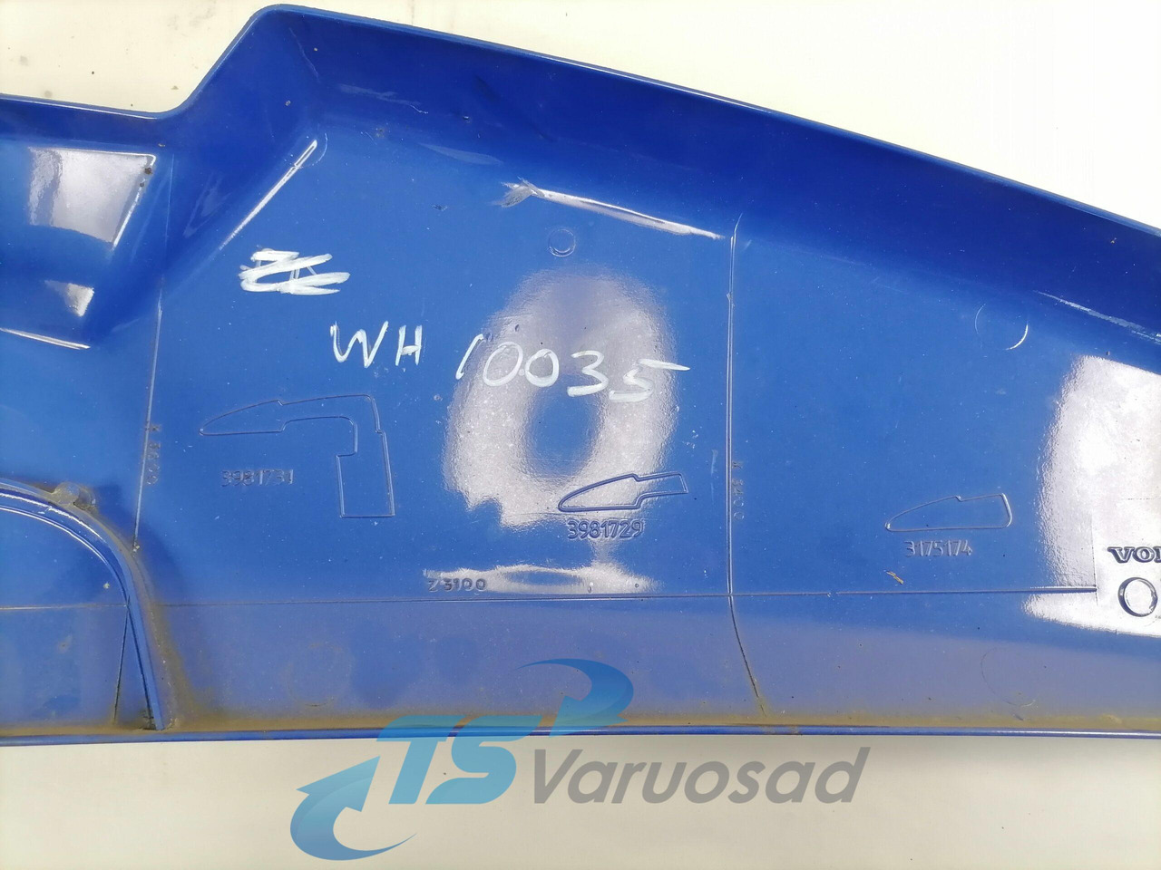 Volvo Kabiini tuulesuunaja, ülemine vasak 3175174 - Aerodinamik/ Spoylerler - Kamyon: fotoğraf 2 Volvo Kabiini tuulesuunaja, ülemine vasak 3175174 - Aerodinamik/ Spoylerler - Kamyon: fotoğraf 2