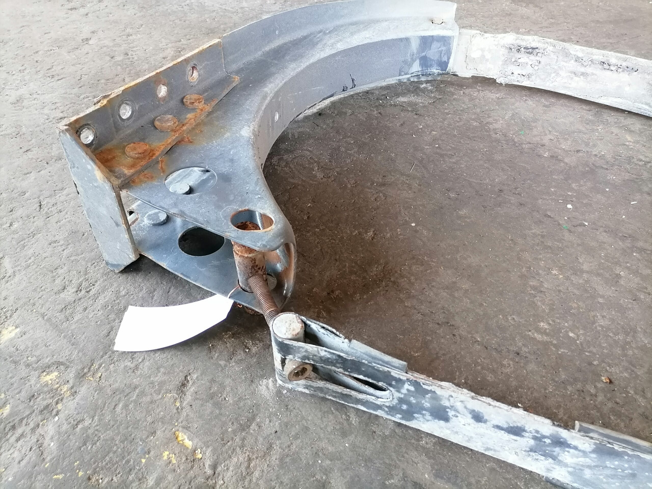 Volvo Kütusepaagi kandur, Volvo 20526488 - Yakıt tankı - Kamyon: fotoğraf 5 Volvo Kütusepaagi kandur, Volvo 20526488 - Yakıt tankı - Kamyon: fotoğraf 5