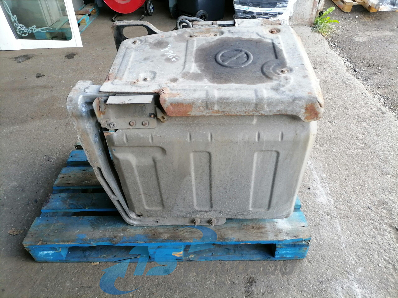 Volvo Muffler 20894953 - Susturucu - Kamyon: fotoğraf 2 Volvo Muffler 20894953 - Susturucu - Kamyon: fotoğraf 2