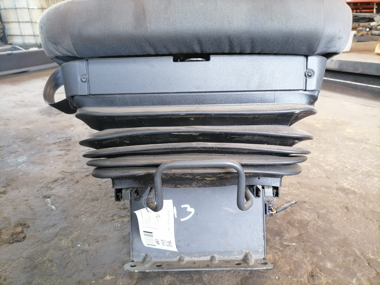 Volvo Passenger seat 20591478 - Koltuk - Kamyon: fotoğraf 4 Volvo Passenger seat 20591478 - Koltuk - Kamyon: fotoğraf 4