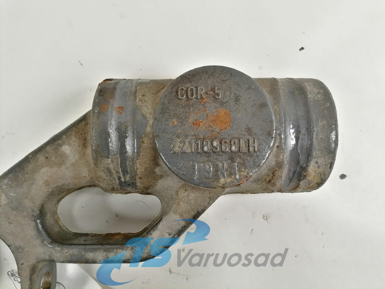 Volvo Shock absorber mounting 22118968 - Süspansiyon - Kamyon: fotoğraf 2 Volvo Shock absorber mounting 22118968 - Süspansiyon - Kamyon: fotoğraf 2