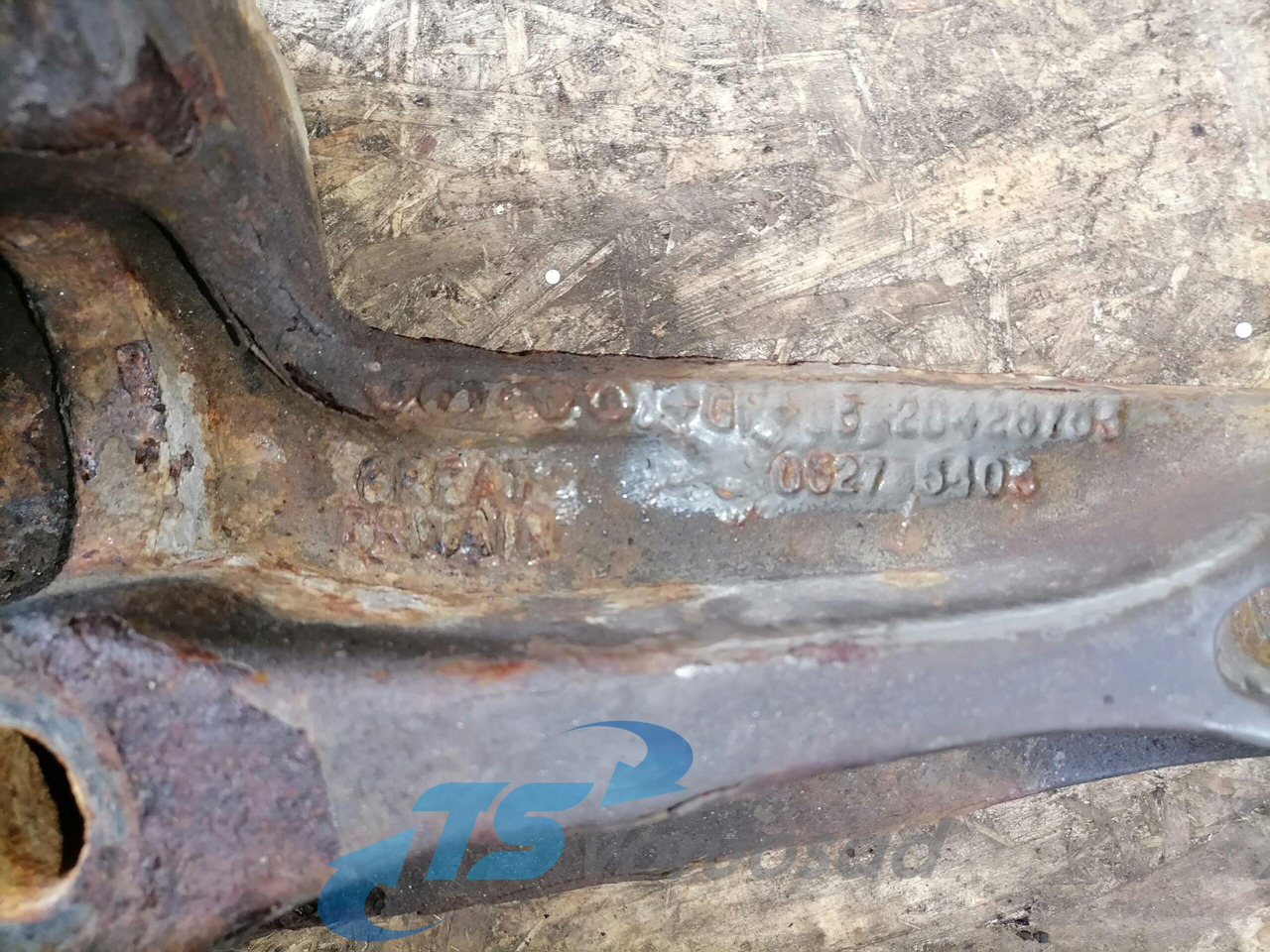 Volvo Volvo drive axle / axle mounting / airbag carrier 20428753 - Aks ve yedek parça - Kamyon: fotoğraf 3 Volvo Volvo drive axle / axle mounting / airbag carrier 20428753 - Aks ve yedek parça - Kamyon: fotoğraf 3