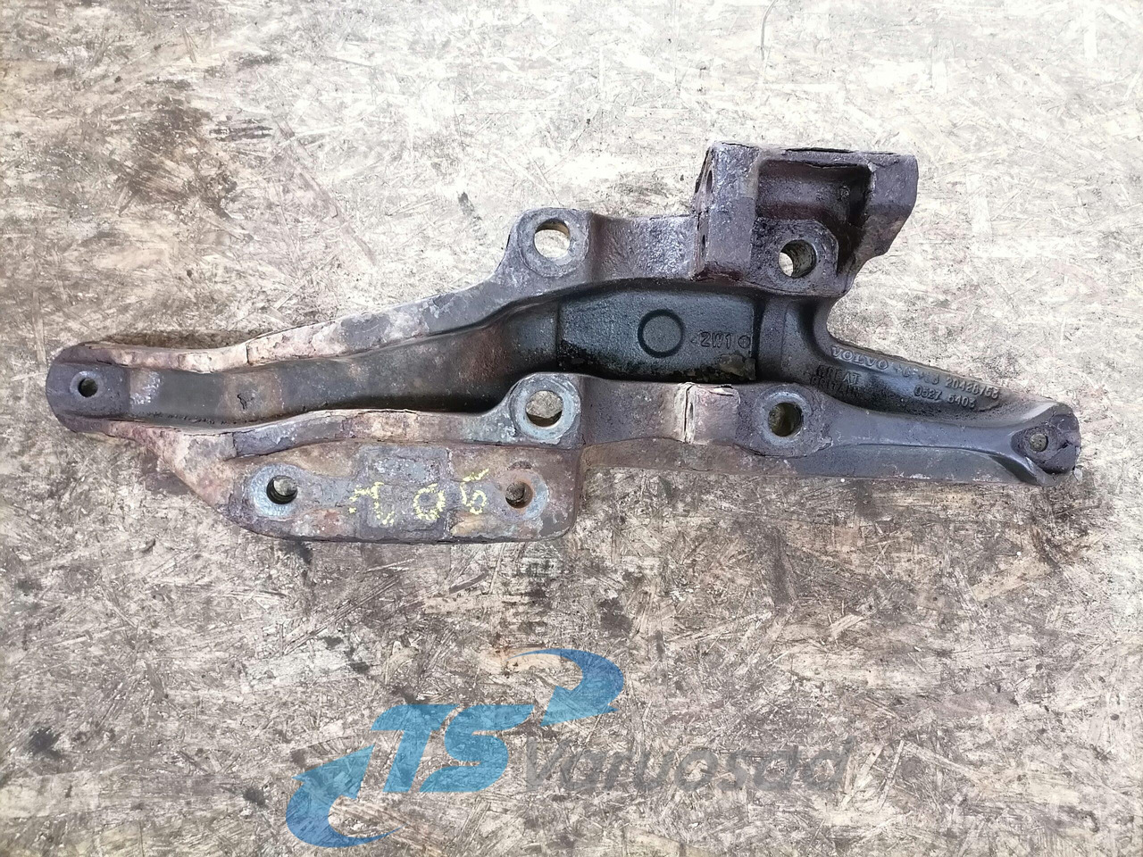 Volvo Volvo drive axle / axle mounting / airbag carrier 20428753 - Aks ve yedek parça - Kamyon: fotoğraf 2 Volvo Volvo drive axle / axle mounting / airbag carrier 20428753 - Aks ve yedek parça - Kamyon: fotoğraf 2