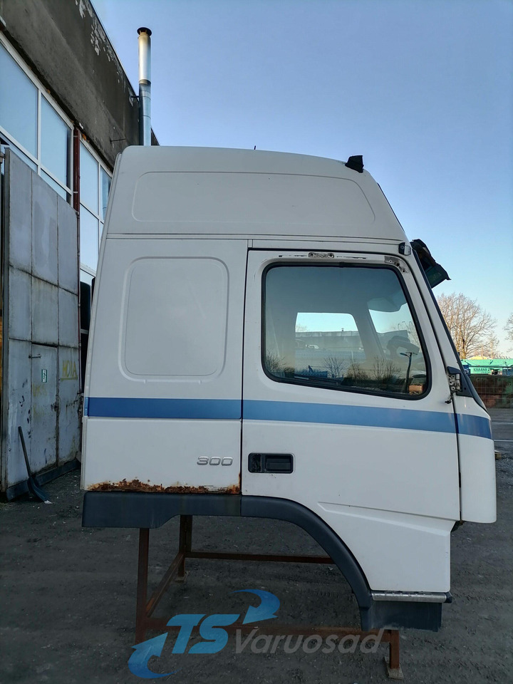 Volvo Volvo kabiin 85111210 - Kabin ve iç mekan - Kamyon: fotoğraf 3 Volvo Volvo kabiin 85111210 - Kabin ve iç mekan - Kamyon: fotoğraf 3
