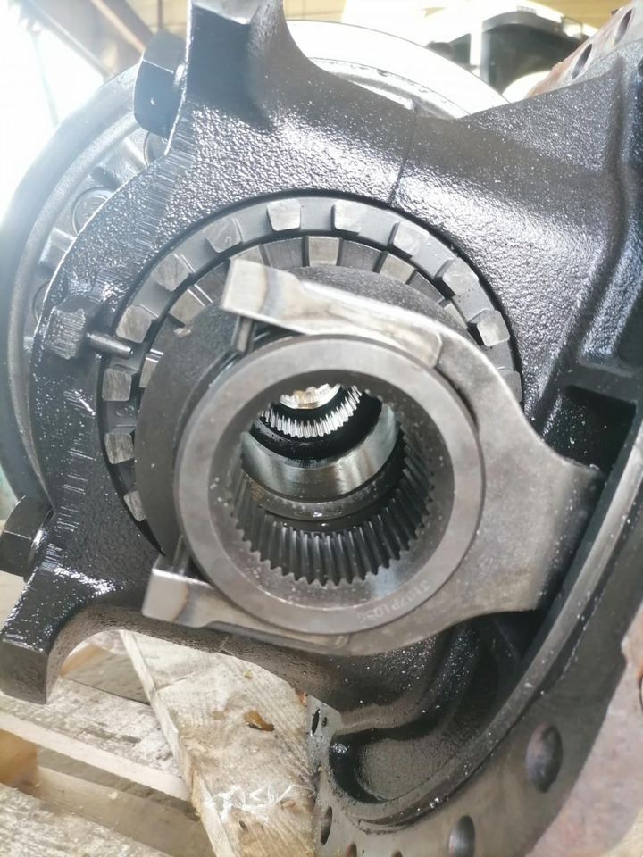 Volvo Volvo reduktor RTS2370A 3,09 20545461 - Yürüyüş motoru - Kamyon: fotoğraf 4 Volvo Volvo reduktor RTS2370A 3,09 20545461 - Yürüyüş motoru - Kamyon: fotoğraf 4