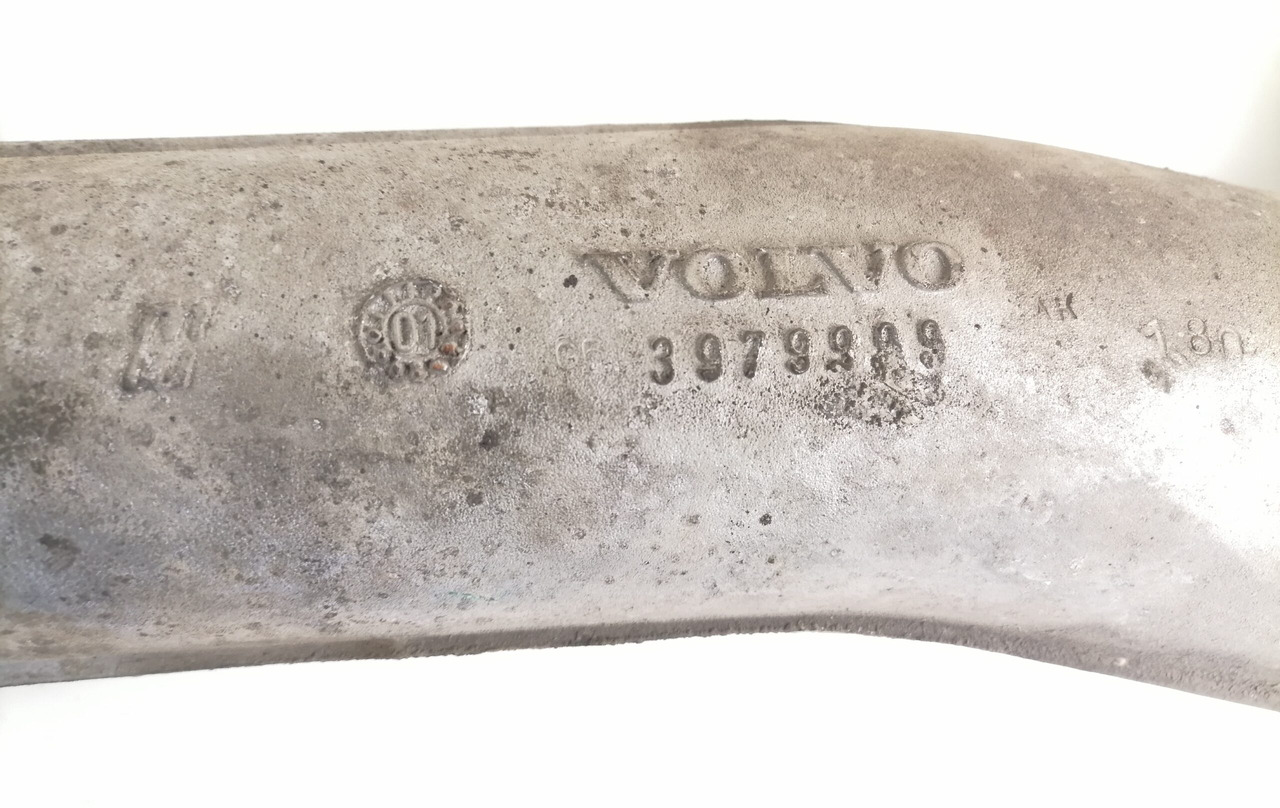 Volvo intercooler pipe 3979999 - İnterkuler - Kamyon: fotoğraf 4 Volvo intercooler pipe 3979999 - İnterkuler - Kamyon: fotoğraf 4