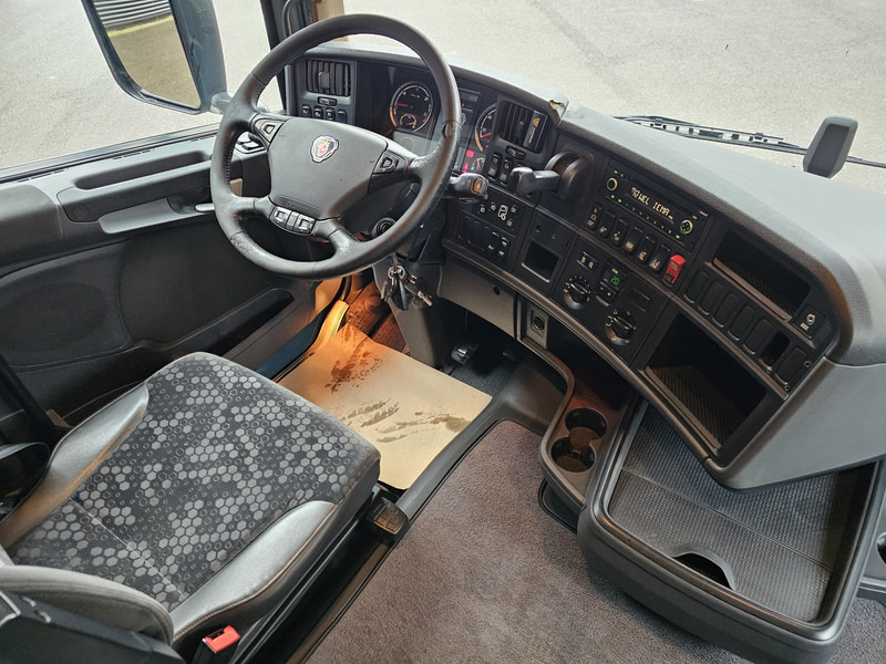 İç mekan fotoğrafi 1: Çekici Scania R450 6x2-4 / LIFT STEERING AXLE / RETARDER