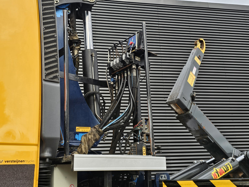 Iveco TRAKKER 380 8X6 / EURO 6 / CRANE + HOOKLIFT - Kancalı yükleyici kamyon, Vinçli kamyon: fotoğraf 5 Iveco TRAKKER 380 8X6 / EURO 6 / CRANE + HOOKLIFT - Kancalı yükleyici kamyon, Vinçli kamyon: fotoğraf 5