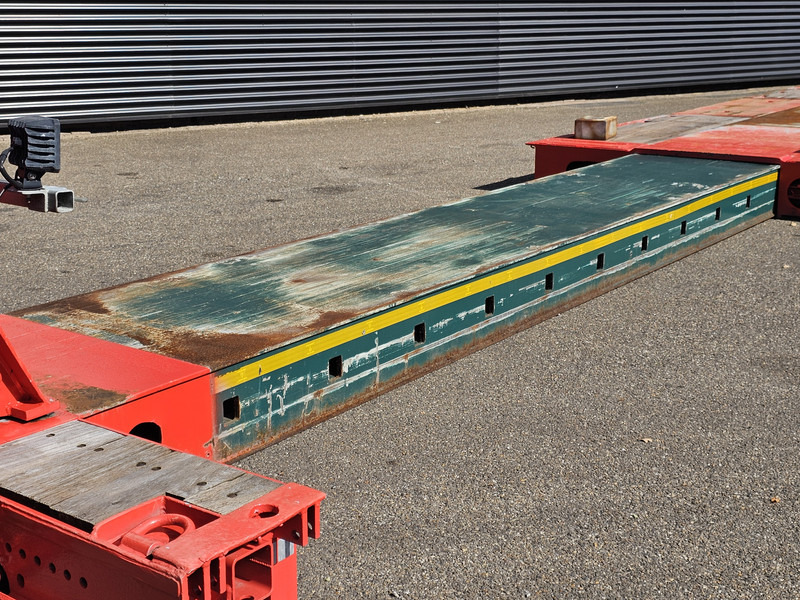 Nooteboom EURO-48-03 / EXTENDABLE / REMOVABLE NECK - Alçak çerçeveli platform dorse: fotoğraf 4 Nooteboom EURO-48-03 / EXTENDABLE / REMOVABLE NECK - Alçak çerçeveli platform dorse: fotoğraf 4