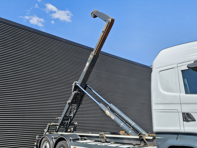 Scania R450 6x2*4 / VDL HOOKLIFT / EURO 6 - Kancalı yükleyici kamyon: fotoğraf 4 Scania R450 6x2*4 / VDL HOOKLIFT / EURO 6 - Kancalı yükleyici kamyon: fotoğraf 4