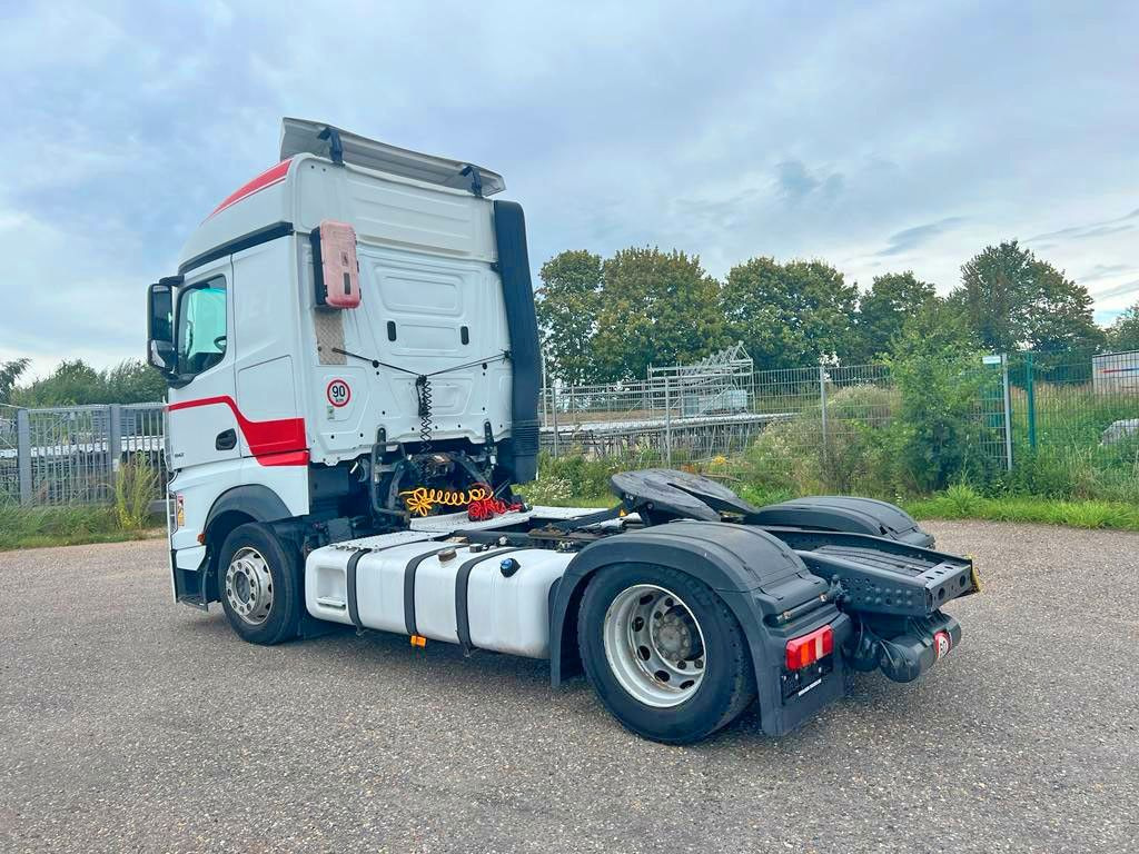 Çekici Mercedes-Benz 1842 4X2 mit Höhenverstellbarer Sattelkuppung Mercedes-Benz 1842 4X2 mit Höhenverstellbarer Sattelkuppung: fotoğraf 7 Çekici Mercedes-Benz 1842 4X2 mit Höhenverstellbarer Sattelkuppung Mercedes-Benz 1842 4X2 mit Höhenverstellbarer Sattelkuppung: fotoğraf 7