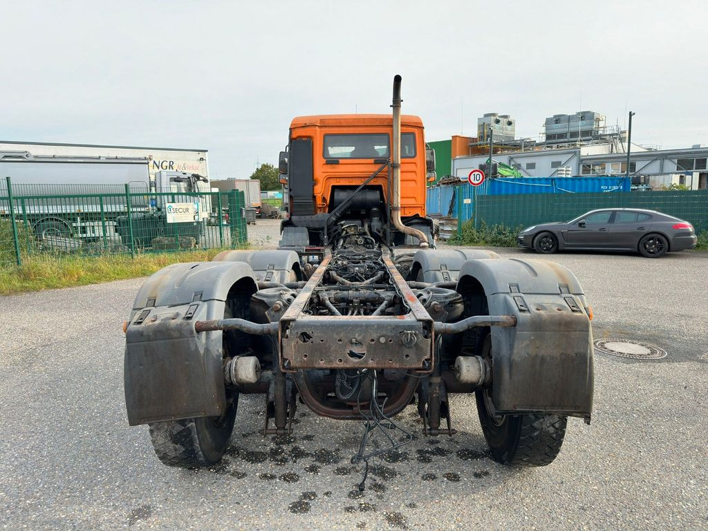 MAN 26.310 6x2 Fahrgestell Lift & Lenkachse - Şasi kamyon: fotoğraf 5 MAN 26.310 6x2 Fahrgestell Lift & Lenkachse - Şasi kamyon: fotoğraf 5