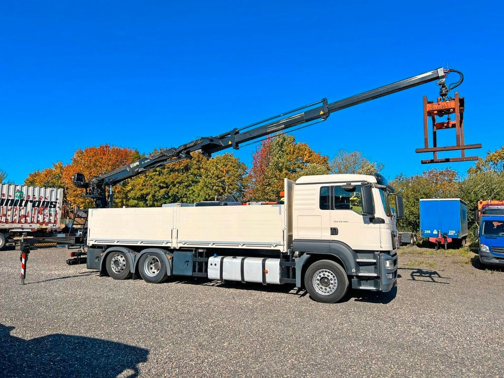 MAN 26.480 6X2 Baustoff mit Kran HIAB Top Zustand - Vinçli kamyon, Sal/ Açık kasa kamyon: fotoğraf 2 MAN 26.480 6X2 Baustoff mit Kran HIAB Top Zustand - Vinçli kamyon, Sal/ Açık kasa kamyon: fotoğraf 2
