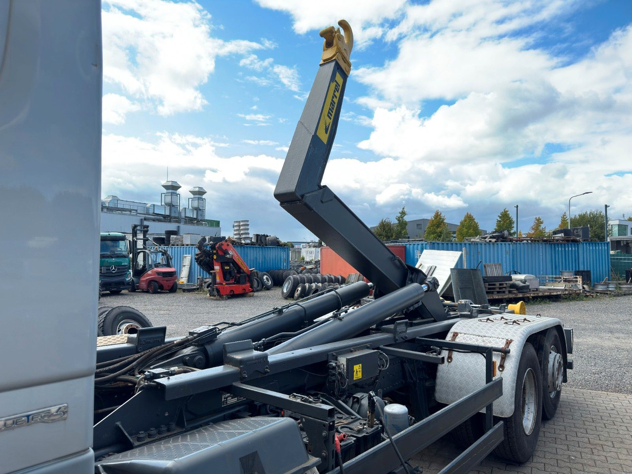 Marell Abrollkipperaufbau 3 Achser - Kancalı yükleyici kamyon: fotoğraf 3 Marell Abrollkipperaufbau 3 Achser - Kancalı yükleyici kamyon: fotoğraf 3