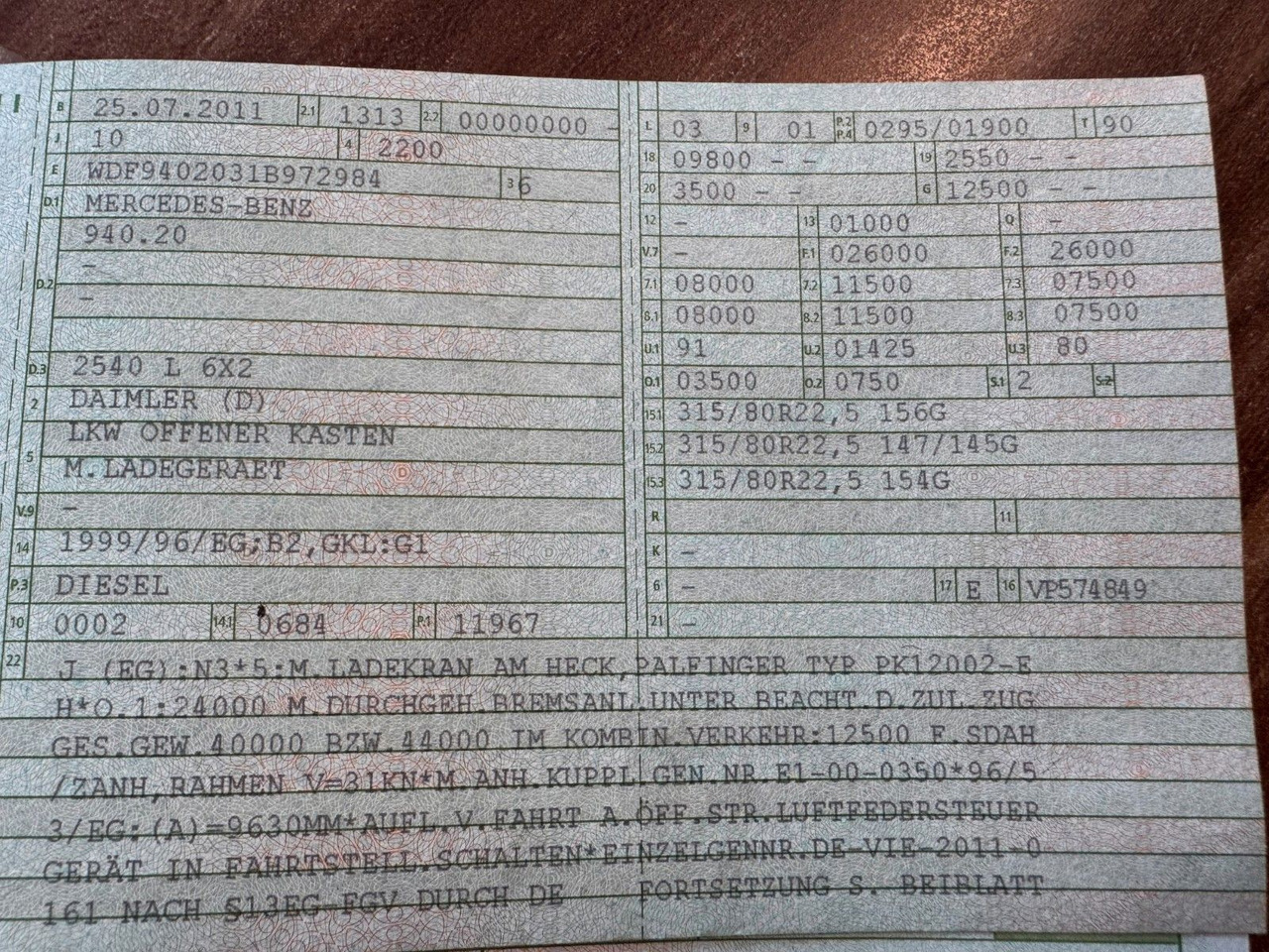 Mercedes-Benz 2540 6X2 Pritsche Palfinger PK 12002 mit Funk - Vinçli kamyon: fotoğraf 2 Mercedes-Benz 2540 6X2 Pritsche Palfinger PK 12002 mit Funk - Vinçli kamyon: fotoğraf 2