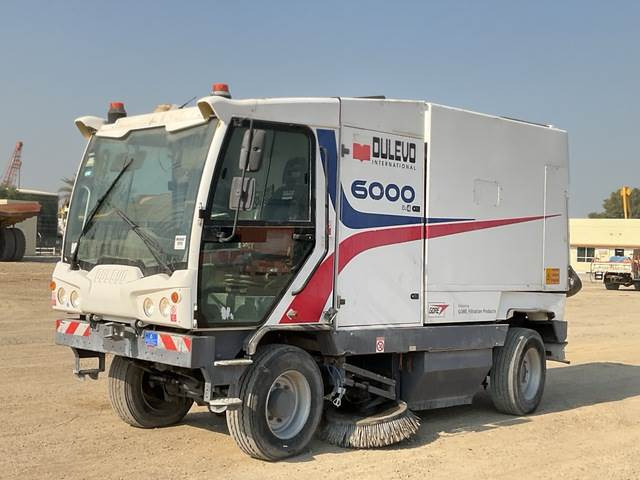 Dulevo 6000 - Yol süpürme aracı: fotoğraf 1 Dulevo 6000 - Yol süpürme aracı: fotoğraf 1