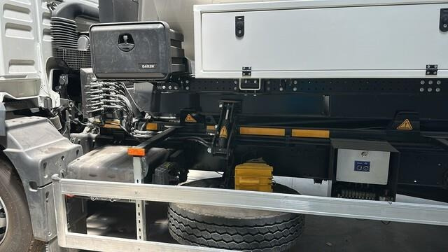 Tanker kamyon MAN TGM18.250: fotoğraf 8