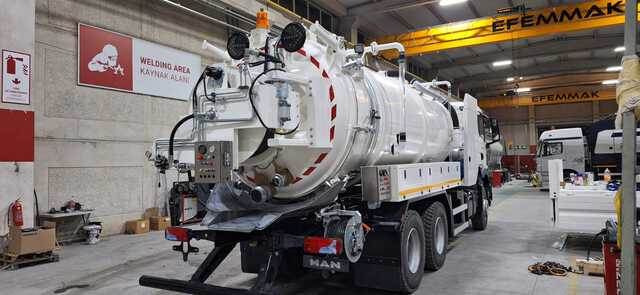 MAN TGS33.400 Jetter - Vidanjör: fotoğraf 3 MAN TGS33.400 Jetter - Vidanjör: fotoğraf 3