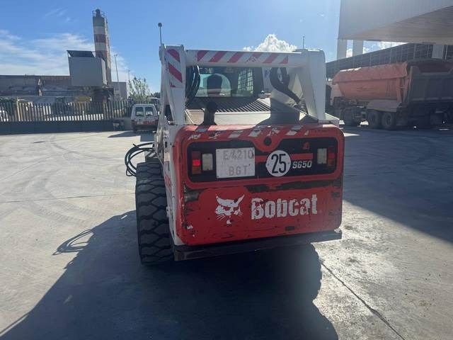 Bobcat S650 - Mini yükleyici: fotoğraf 2 Bobcat S650 - Mini yükleyici: fotoğraf 2