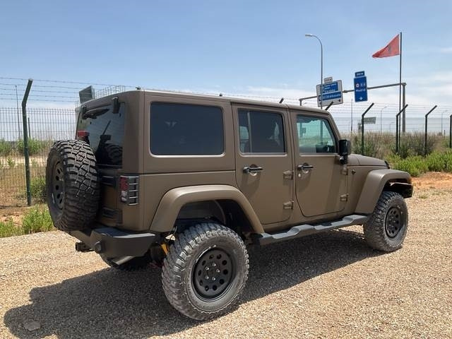 Jeep Wrangler JK Command - Binek araba: fotoğraf 3 Jeep Wrangler JK Command - Binek araba: fotoğraf 3