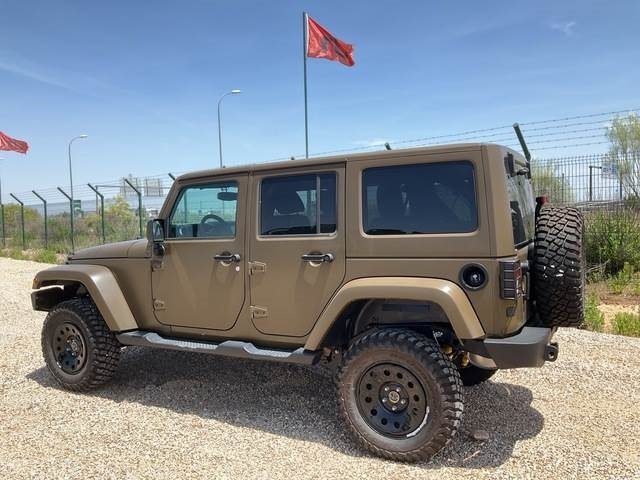 Jeep Wrangler JK Command - Binek araba: fotoğraf 2 Jeep Wrangler JK Command - Binek araba: fotoğraf 2