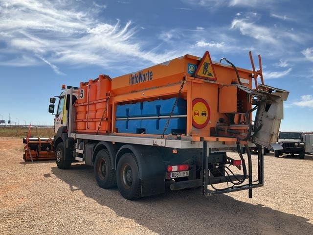 Renault Kerax 380DXI - Kar küreme aracı: fotoğraf 2 Renault Kerax 380DXI - Kar küreme aracı: fotoğraf 2