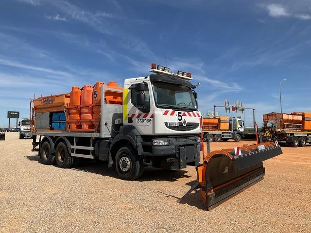 Renault Kerax 380DXI - Kar küreme aracı: fotoğraf 4 Renault Kerax 380DXI - Kar küreme aracı: fotoğraf 4