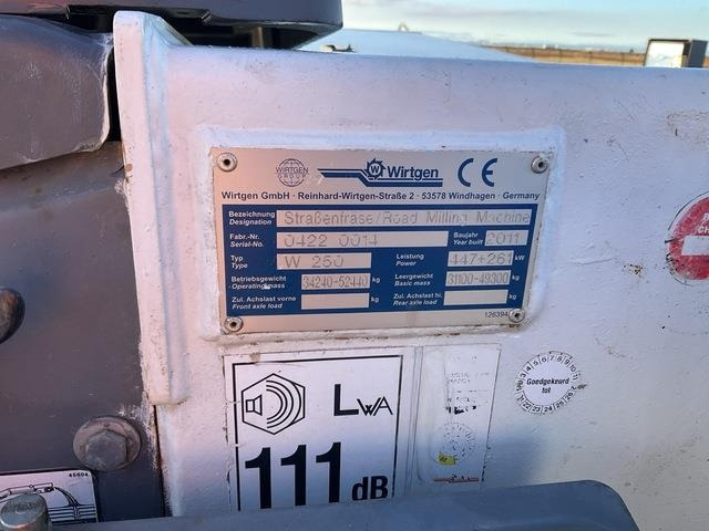 Wirtgen W250 - Asfalt freze: fotoğraf 5 Wirtgen W250 - Asfalt freze: fotoğraf 5