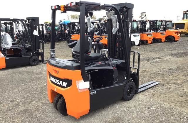 Doosan B15T-7 PLUS - Elektrikli forklift: fotoğraf 3 Doosan B15T-7 PLUS - Elektrikli forklift: fotoğraf 3
