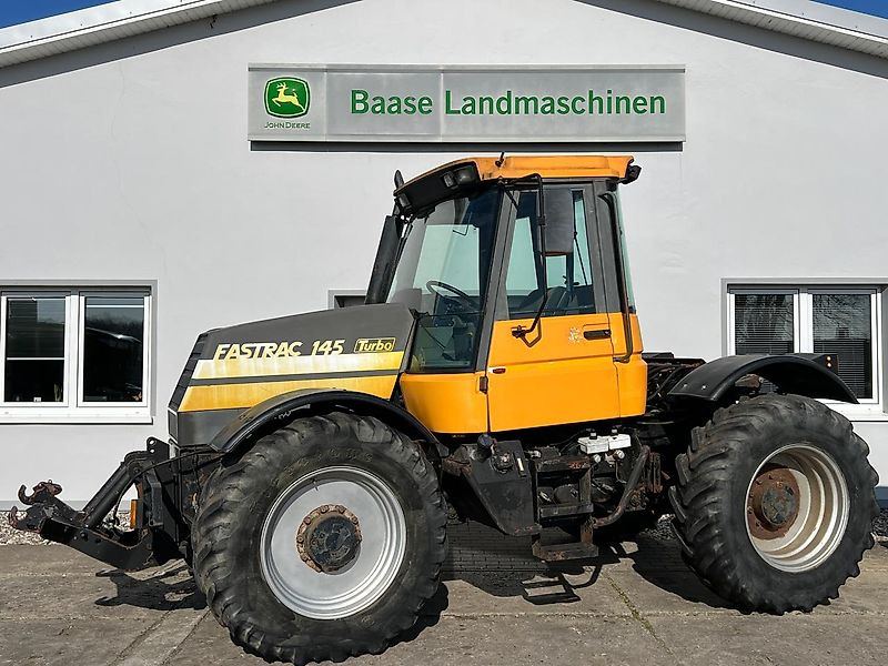 JCB Fastrac 145 Turbo - Traktör: fotoğraf 1 JCB Fastrac 145 Turbo - Traktör: fotoğraf 1