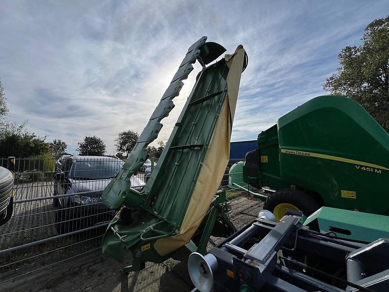 Krone EasyCut R360 - Çayır biçme makinesi: fotoğraf 3 Krone EasyCut R360 - Çayır biçme makinesi: fotoğraf 3