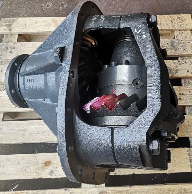 Volvo RS 1370 22014363 Volvo - Diferansiyel - Kamyon: fotoğraf 1 Volvo RS 1370 22014363 Volvo - Diferansiyel - Kamyon: fotoğraf 1