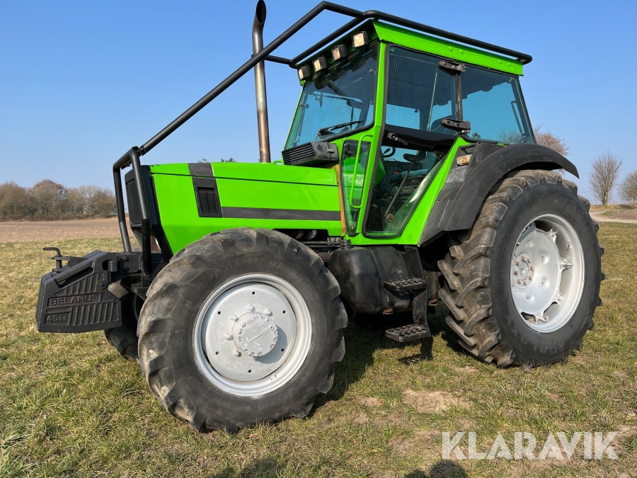 Traktor Deutz DX 4,5 - Traktör: fotoğraf 1 Traktor Deutz DX 4,5 - Traktör: fotoğraf 1