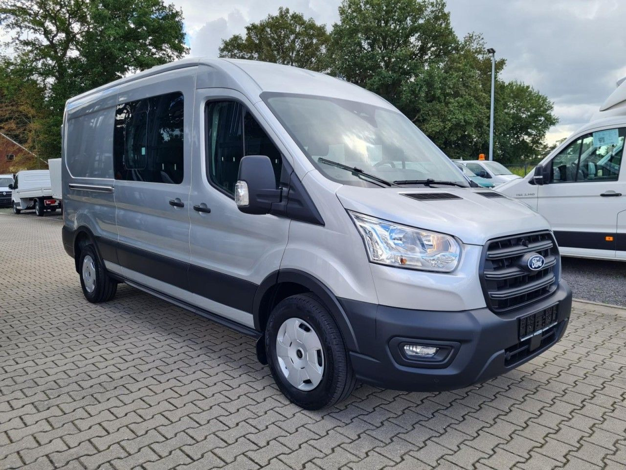 Ford Transit 3,5t Kasten Doka TDCi L3 Trend AHK PDC K - Panelvan, Çift kabin kamyonet: fotoğraf 3 Ford Transit 3,5t Kasten Doka TDCi L3 Trend AHK PDC K - Panelvan, Çift kabin kamyonet: fotoğraf 3