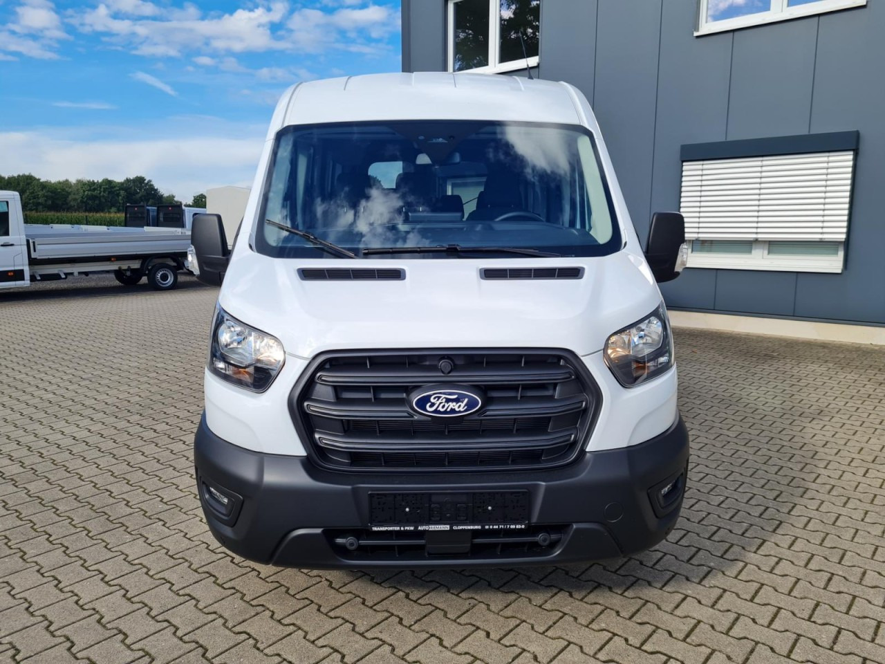 Ford Transit 350 Kombi TDCi L3 AG Trend 9 Sitze AHK KAMERA - Minibüs, Minivan: fotoğraf 2 Ford Transit 350 Kombi TDCi L3 AG Trend 9 Sitze AHK KAMERA - Minibüs, Minivan: fotoğraf 2